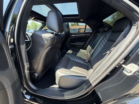 Used 2023 Chrysler 300 C RWD image 29