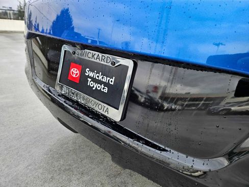 Used 2018 Chevrolet Volt LT w/ Comfort Package image 16