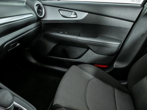 Used 2024 Kia Forte LXS image 33