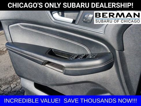Used 2018 Ford Edge Titanium image 19