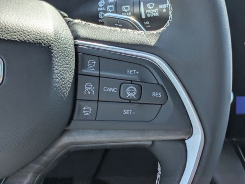 New 2026 Jeep Grand Cherokee Altitude RWD image 20