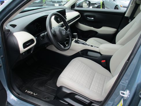 Certified 2024 Honda HR-V LX image 11