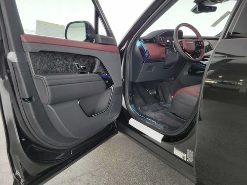 Used 2023 Nissan Rogue SV FWD image 50