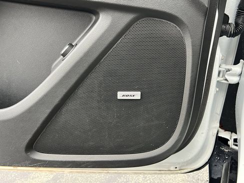 Used 2021 Chevrolet Traverse Premier w/ Redline Edition image 13