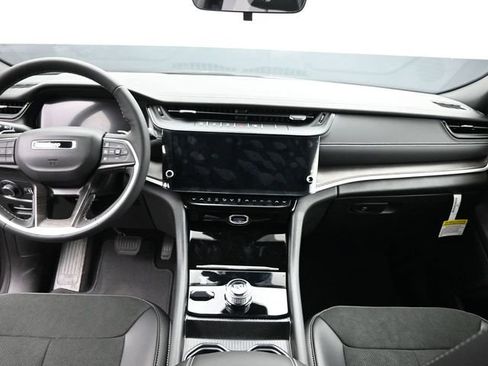 New 2026 Jeep Grand Cherokee L 4WD image 26
