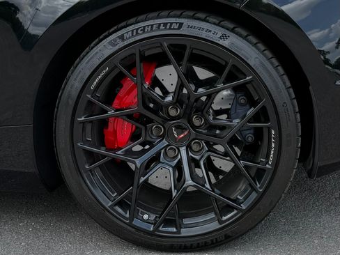 Used 2026 Chevrolet Corvette ZR1 w/ ZR1 Carbon Fiber Aero Package RWD image 9
