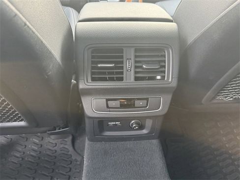 Certified 2022 Audi Q5 2.0T Premium image 17