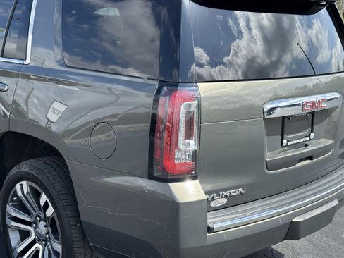 Used 2018 GMC Yukon Denali w/ Denali Ultimate Package image 10