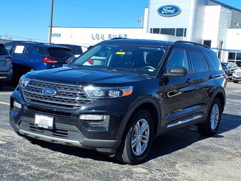 Used 2022 Ford Explorer XLT w/ Equipment Group 202A image 37