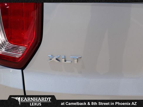 Used 2017 Ford Explorer XLT w/ Equipment Group 202A FWD image 6