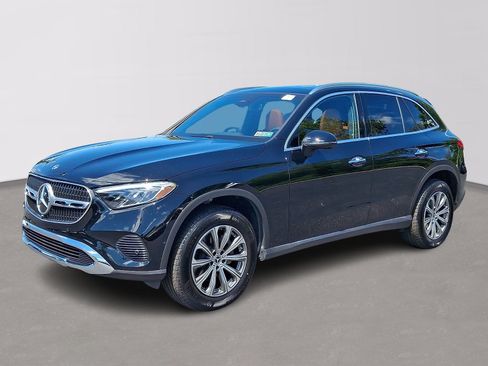 Certified 2026 Mercedes-Benz GLC 300 4MATIC image 1