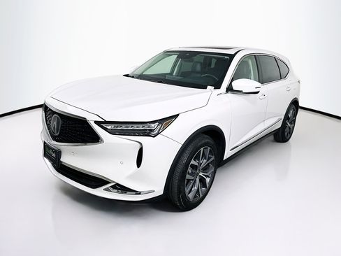 Used 2023 Acura MDX SH-AWD w/ Technology Package image 3