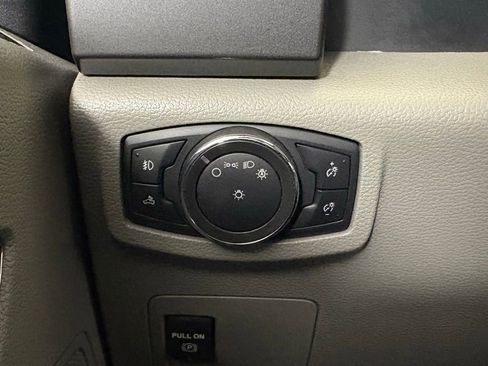 Used 2018 Ford F150 XLT w/ Trailer Tow Package image 21