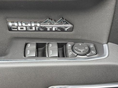 New 2026 Chevrolet Silverado 1500 High Country AWD/4WD image 11