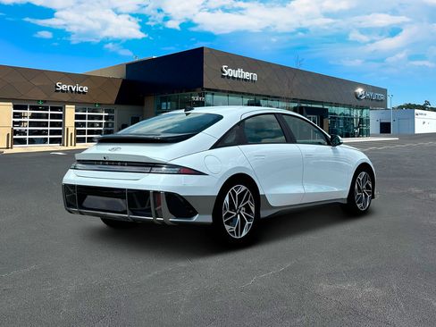 New 2024 Hyundai Ioniq 6 SEL AWD/4WD image 8