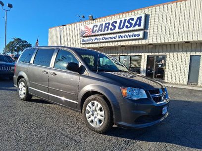 Used 2016 Dodge Grand Caravan SE w/ Quick Order Package 29E SE