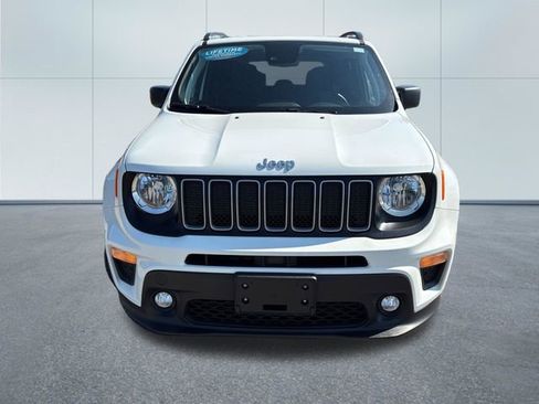 Used 2022 Jeep Renegade Latitude w/ Convenience Group AWD/4WD image 6