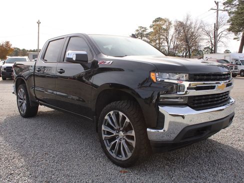 Used 2019 Chevrolet Silverado 1500 LT w/ All-Star Edition image 7