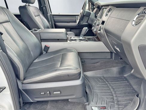 Used 2017 Ford Expedition EL Platinum AWD/4WD image 33