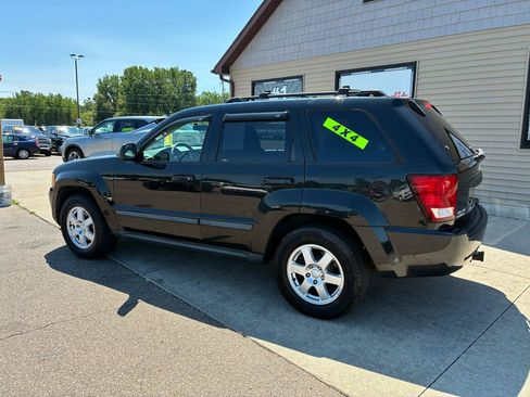 Used 2009 Jeep Grand Cherokee Laredo AWD/4WD image 7