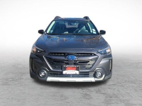 Used 2023 Subaru Outback Limited XT image 2