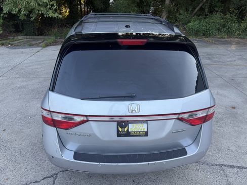 Used 2013 Honda Odyssey Touring image 8