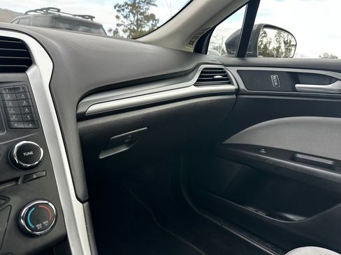 Used 2016 Ford Fusion S w/ Equipment Group 101A image 49