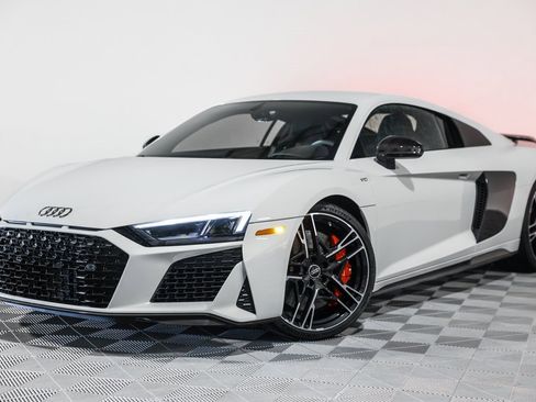 Used 2023 Audi R8 V10 performance image 9