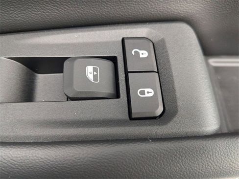 New 2024 Jeep Grand Cherokee L Laredo image 38