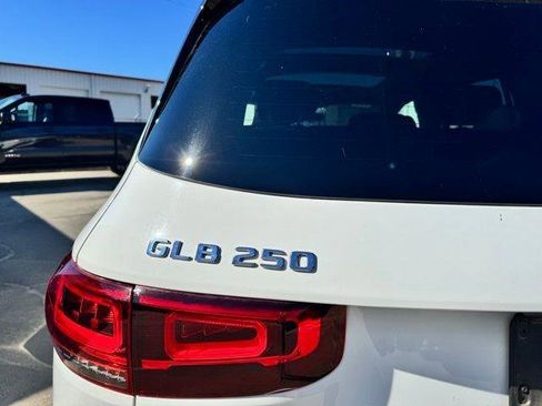 Certified 2023 Mercedes-Benz GLB 250 image 22