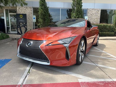 Used 2021 Lexus LC 500 Convertible w/ Touring Package RWD image 2