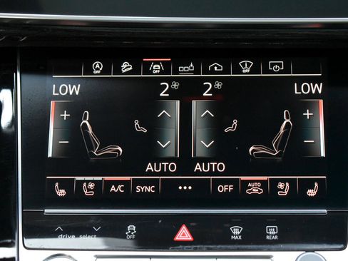 Used 2019 Audi Q8 Prestige w/ Luxury Package image 22