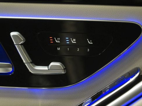 New 2026 Mercedes-Benz S 500 4MATIC image 30