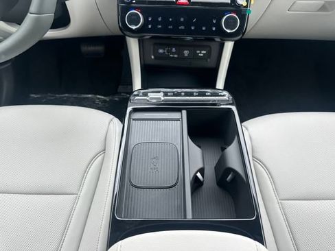 New 2025 Hyundai Tucson Limited AWD/4WD image 32