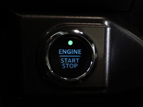 Used 2022 Ford F150 XLT w/ Equipment Group 302A High AWD/4WD image 48