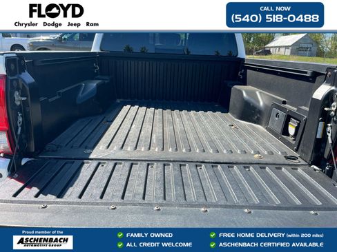 Used 2019 Toyota Tacoma TRD Off-Road image 26