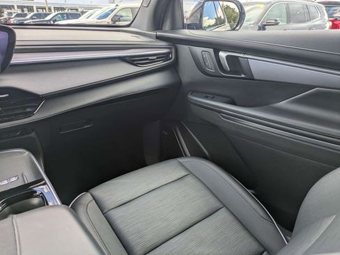 Used 2026 Buick Enclave Sport Touring AWD/4WD image 17