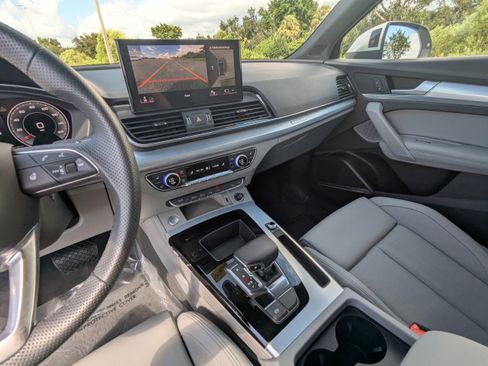 Certified 2025 Audi Q5 Prestige image 26
