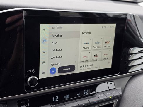 Used 2025 Toyota Camry LE image 19