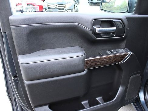 Used 2020 GMC Sierra 1500 SLE w/ Remote Start Package AWD/4WD image 12