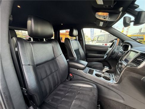Used 2018 Jeep Grand Cherokee Altitude image 33