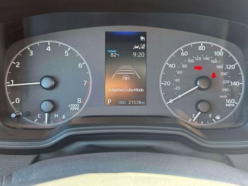 Used 2023 Toyota Corolla SE FWD image 23