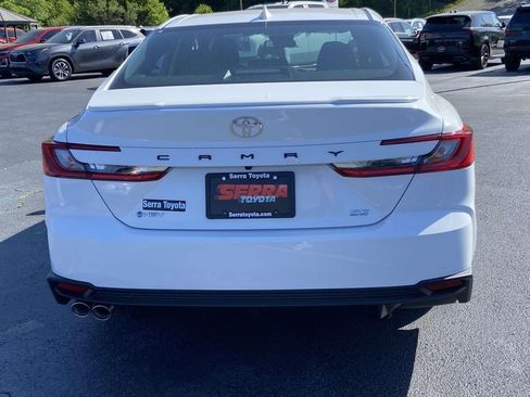 New 2026 Toyota Camry SE FWD image 4