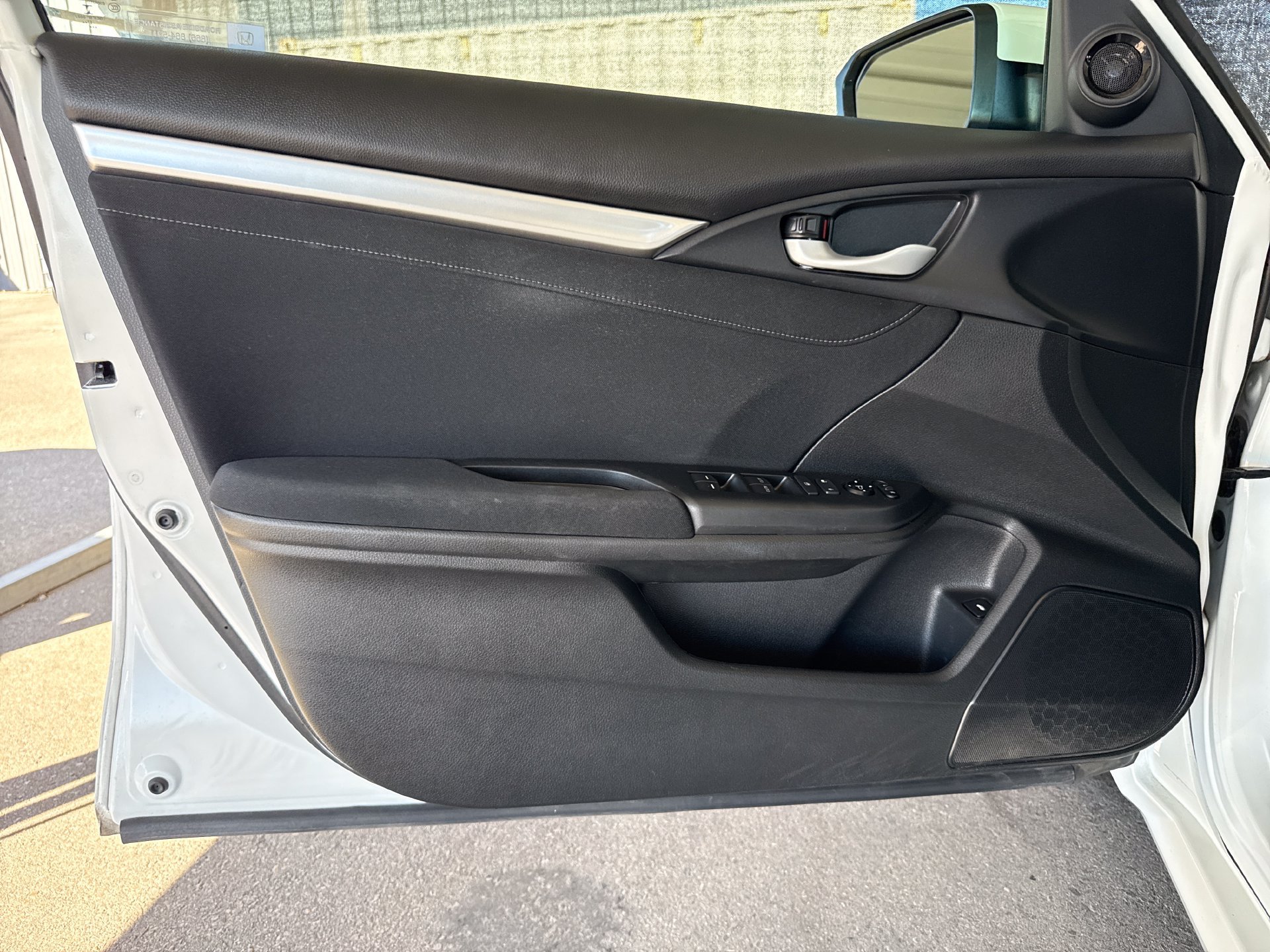 Used 2018 Honda Civic EX image 16
