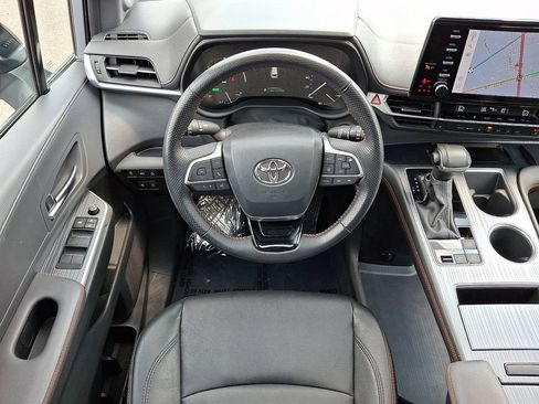 Certified 2023 Toyota Sienna XSE w/ XSE Plus Package AWD/4WD image 12