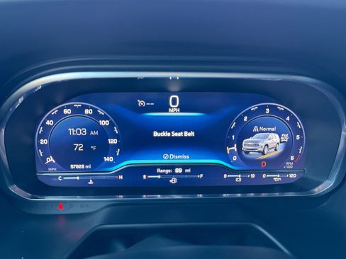 Used 2023 Chevrolet Tahoe Z71 w/ Luxury Package image 16