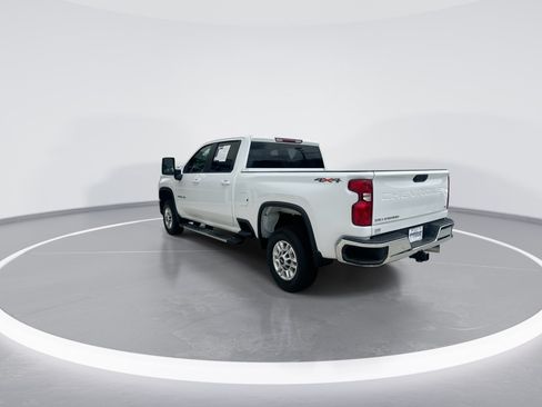 Used 2025 Chevrolet Silverado 2500 LT w/ Convenience Package AWD/4WD image 7