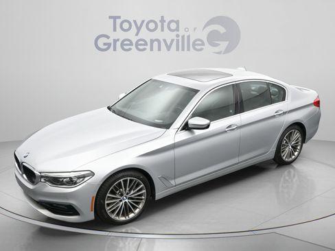 Used 2017 BMW 540i RWD image 2