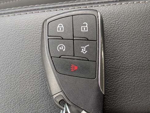 Used 2024 Buick Envision Preferred AWD/4WD image 36