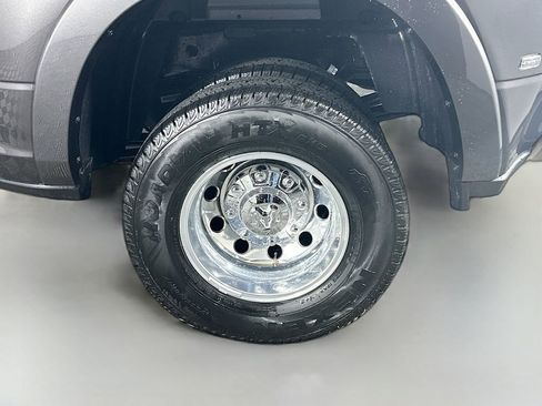 New 2026 RAM 3500 Longhorn w/ Towing Technology Group AWD/4WD image 17